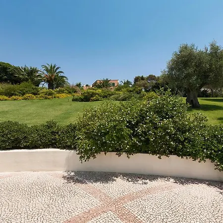Roberta Villa